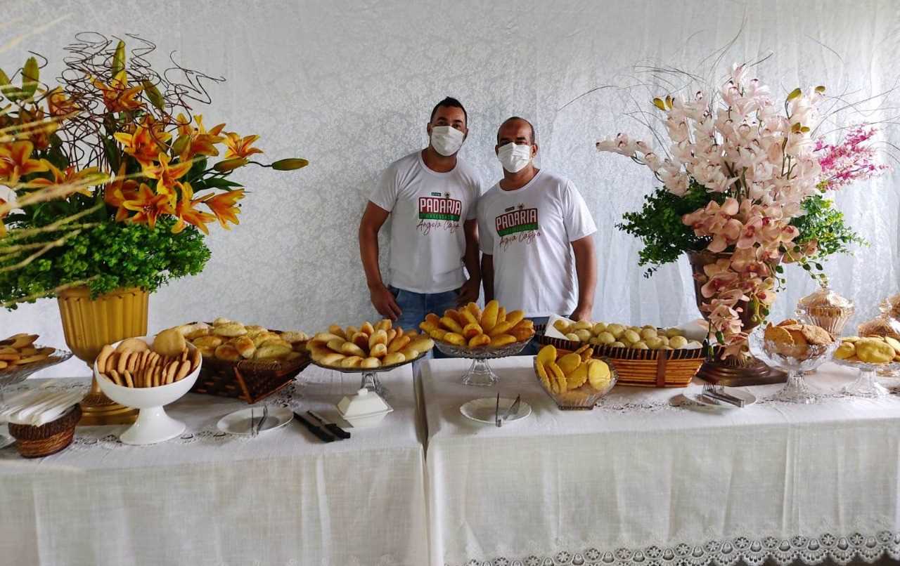 Camacã: Secretaria da Educação reinaugura a padaria e homenageia Ângela Castro